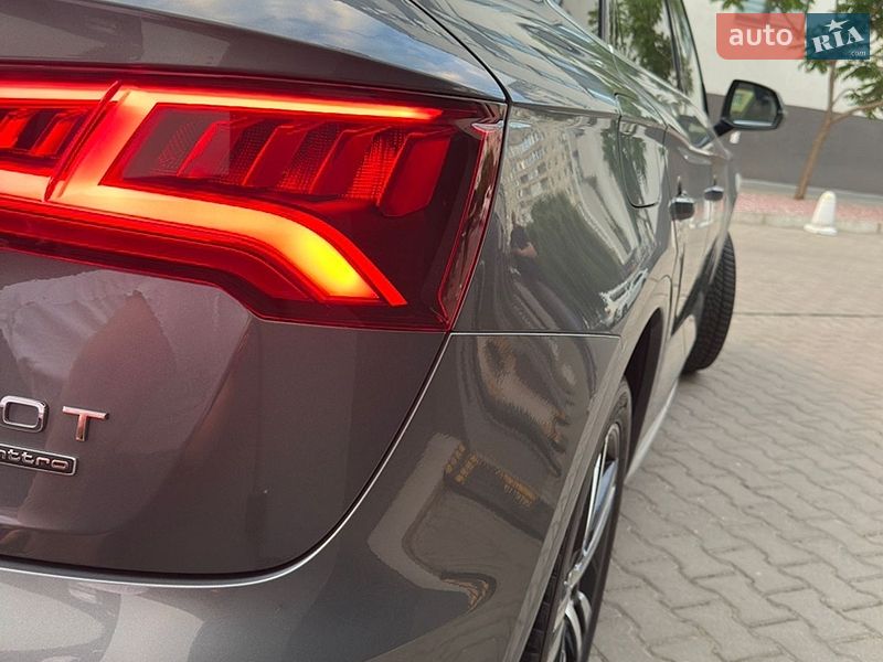 Внедорожник / Кроссовер Audi Q5 2018 в Ровно
