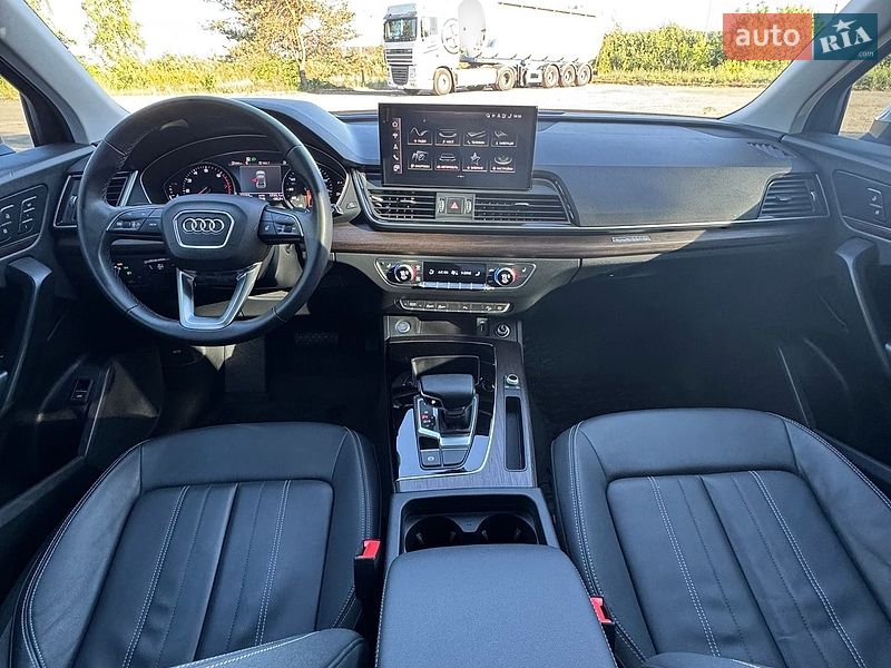 Внедорожник / Кроссовер Audi Q5 2024 в Львове