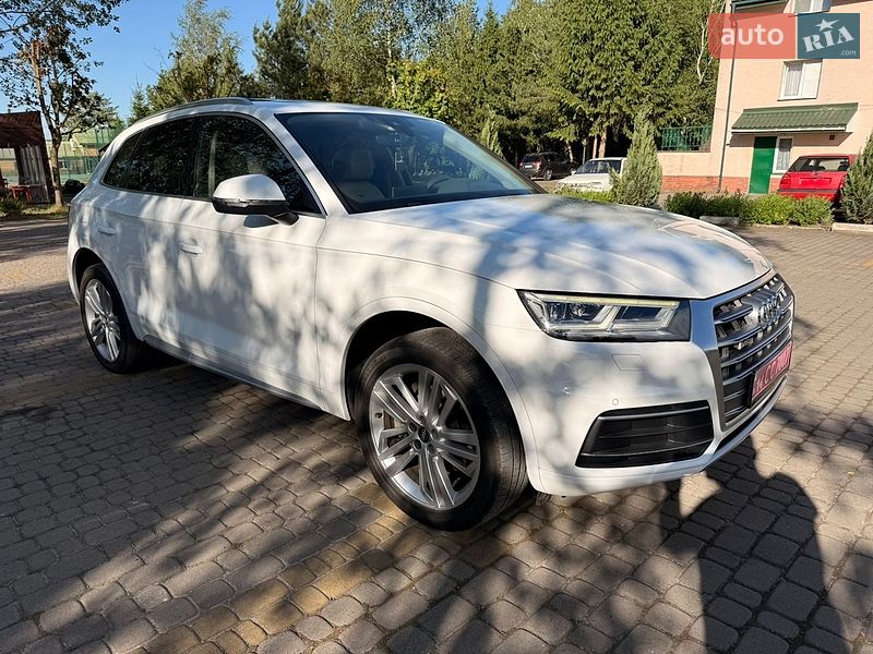 Внедорожник / Кроссовер Audi Q5 2017 в Львове