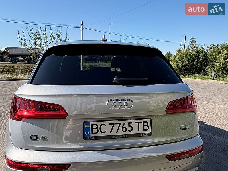 Внедорожник / Кроссовер Audi Q5 2018 в Стрые
