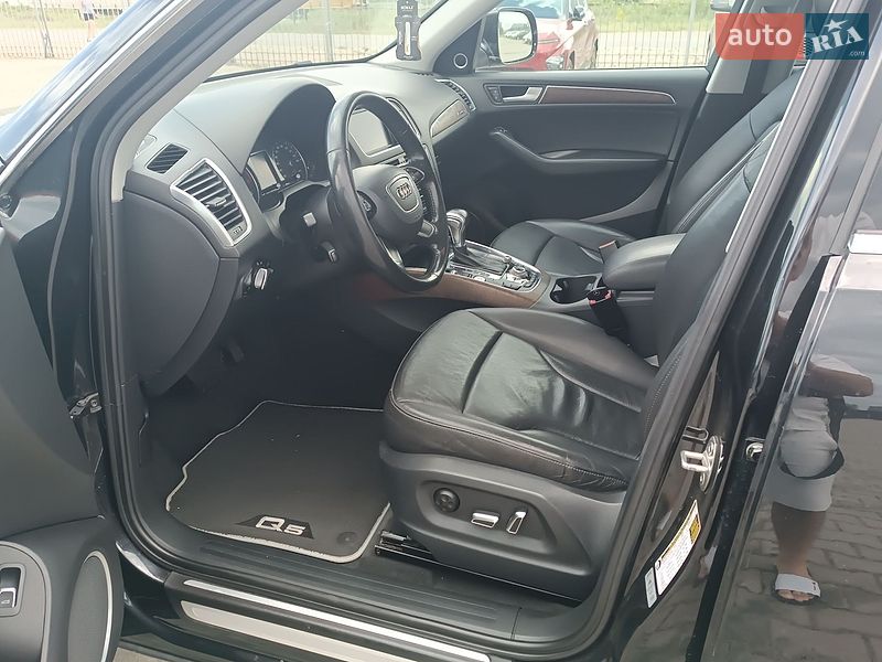 Внедорожник / Кроссовер Audi Q5 2013 в Хусте