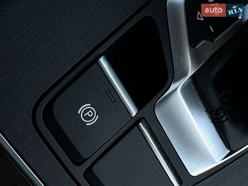 Позашляховик / Кросовер Audi Q5 2020 в Білогородці
