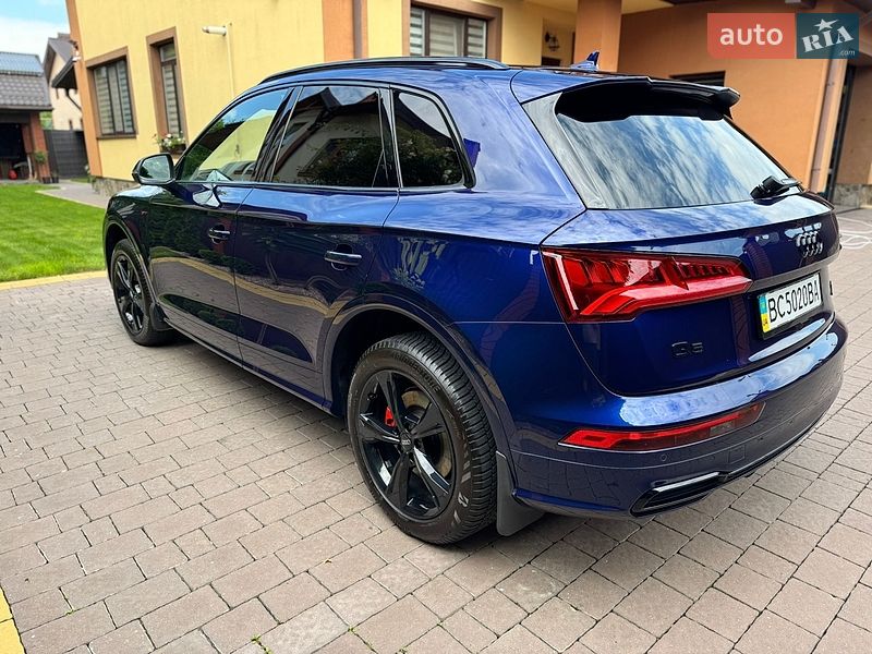 Внедорожник / Кроссовер Audi Q5 2017 в Львове