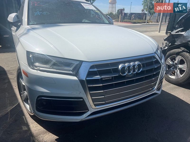 Внедорожник / Кроссовер Audi Q5 2019 в Черновцах фото 3 Внедорожник / Кроссовер Audi Q5 2019 в Черновцах