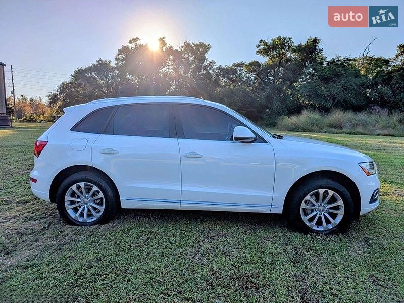Позашляховик / Кросовер Audi Q5 2016 в Києві