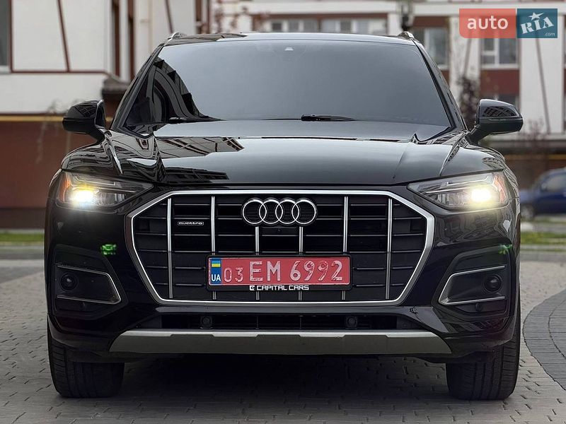 Позашляховик / Кросовер Audi Q5 2020 в Івано-Франківську