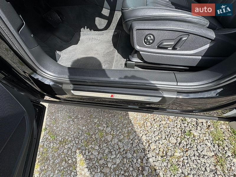 Внедорожник / Кроссовер Audi Q5 2023 в Бердичеве