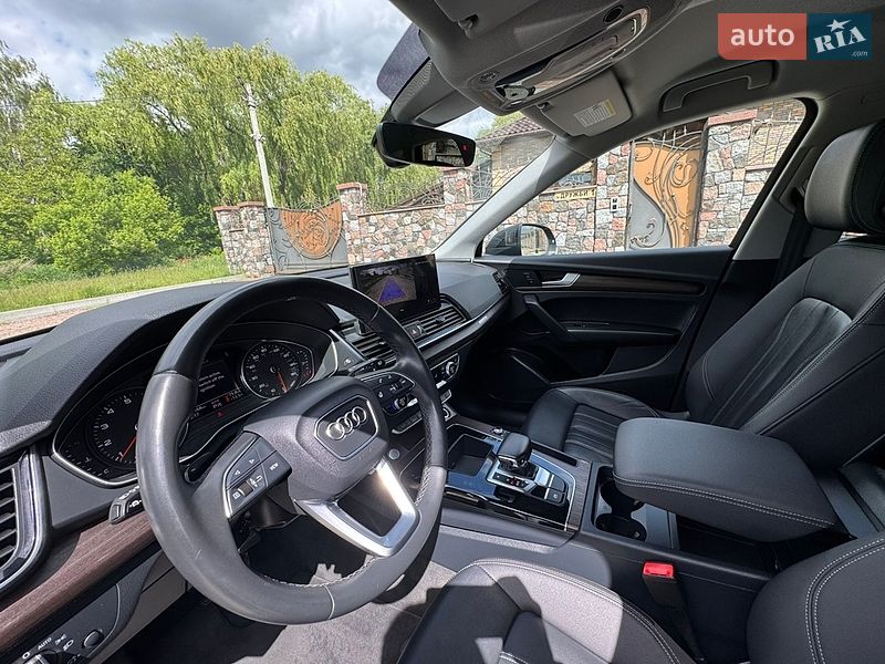 Внедорожник / Кроссовер Audi Q5 2023 в Бердичеве