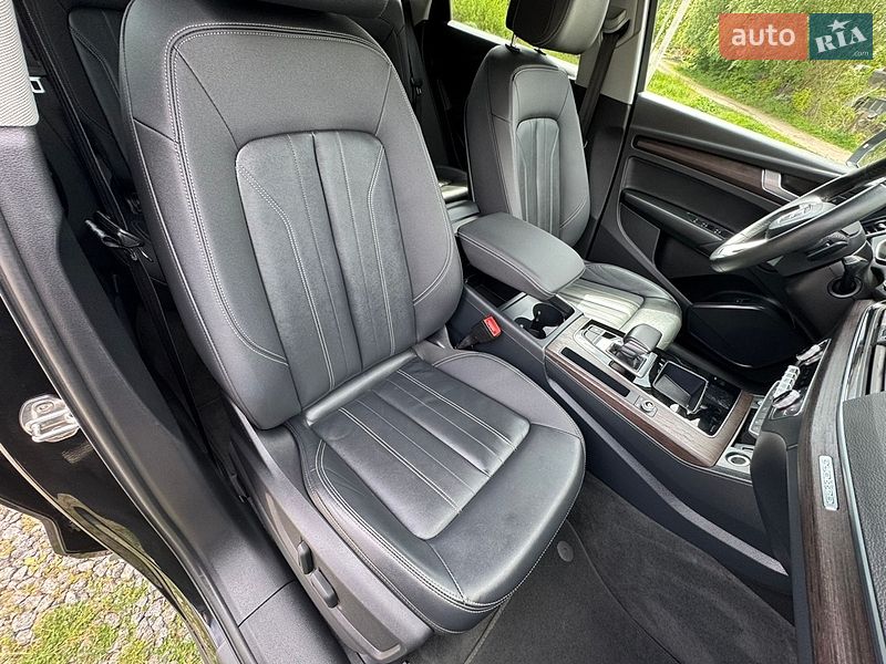Внедорожник / Кроссовер Audi Q5 2023 в Бердичеве