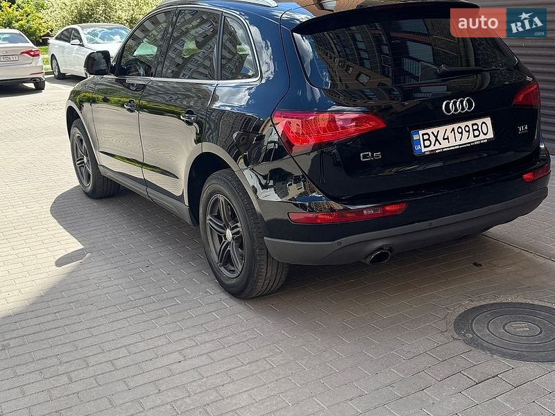 Внедорожник / Кроссовер Audi Q5 2014 в Хмельницком