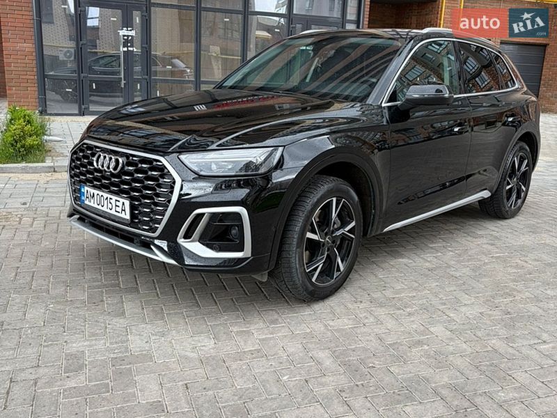 Внедорожник / Кроссовер Audi Q5 2021 в Житомире Внедорожник / Кроссовер Audi Q5 2021 в Житомире