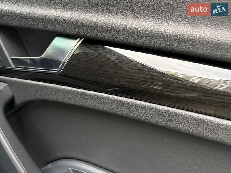Позашляховик / Кросовер Audi Q5 2021 в Житомирі