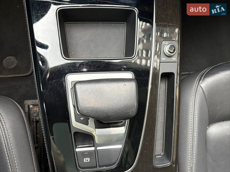 Позашляховик / Кросовер Audi Q5 2021 в Житомирі