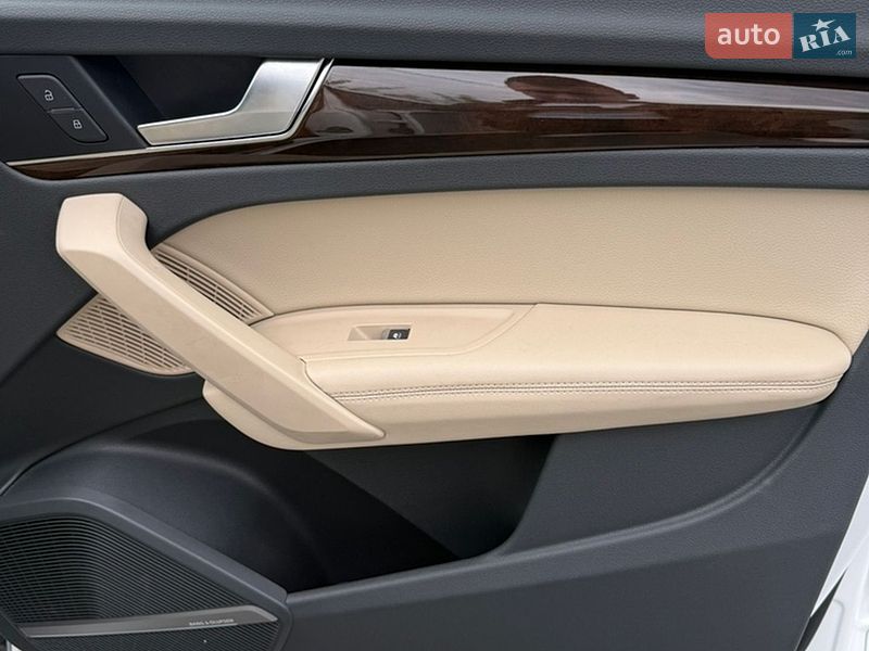 Внедорожник / Кроссовер Audi Q5 2019 в Львове
