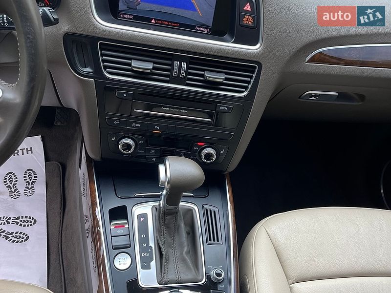 Внедорожник / Кроссовер Audi Q5 2015 в Киеве