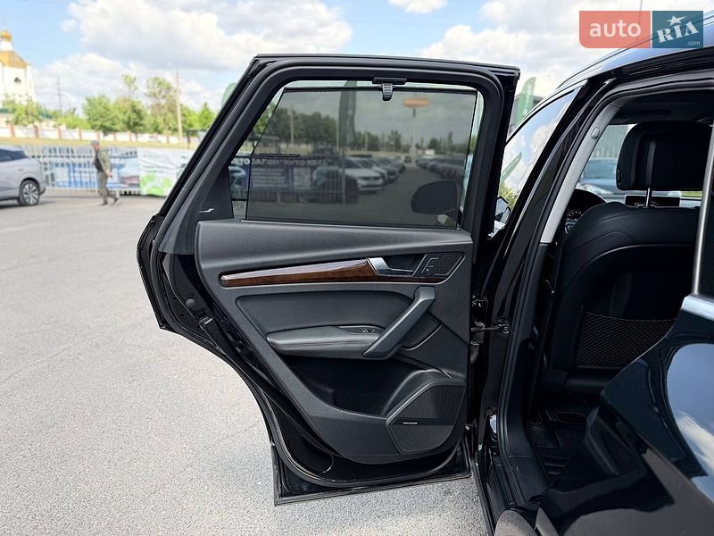 Внедорожник / Кроссовер Audi Q5 2019 в Кривом Роге