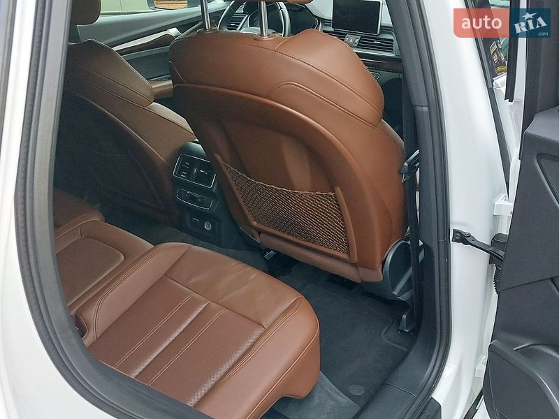 Внедорожник / Кроссовер Audi Q5 2019 в Луцке фото 25 Внедорожник / Кроссовер Audi Q5 2019 в Луцке