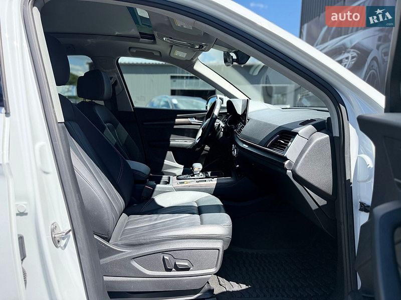 Внедорожник / Кроссовер Audi Q5 2023 в Львове