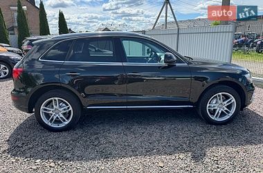 Внедорожник / Кроссовер Audi Q5 2016 в Луцке