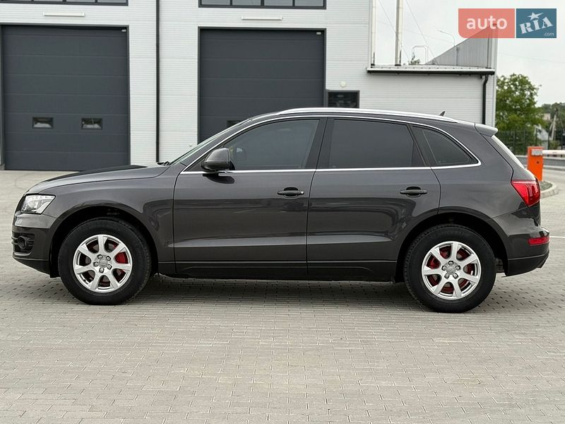 Позашляховик / Кросовер Audi Q5 2010 в Чернівцях фото 22 Позашляховик / Кросовер Audi Q5 2010 в Чернівцях