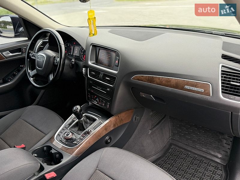 Позашляховик / Кросовер Audi Q5 2010 в Чернівцях фото 48 Позашляховик / Кросовер Audi Q5 2010 в Чернівцях