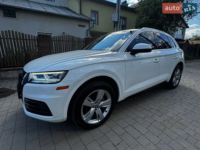 Audi Q5 2018 VIN WA1BNAFYXJ2210036 фото оголошення 4 з 93
