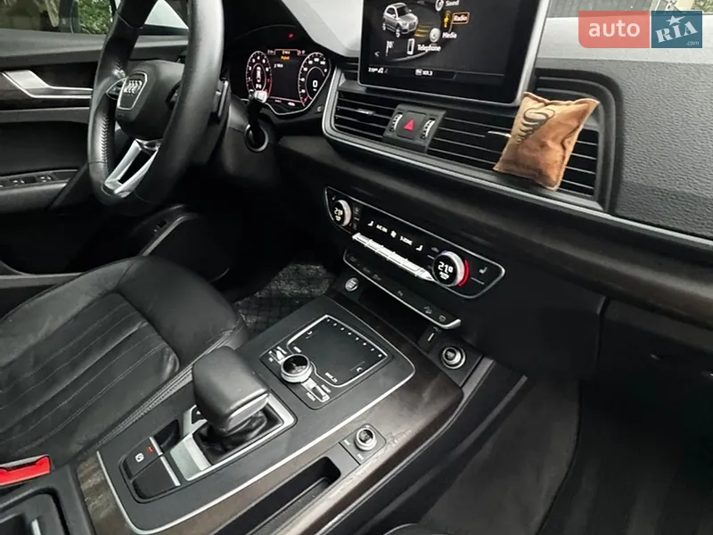 Audi Q5 2018 VIN WA1BNAFYXJ2210036 фото оголошення 21 з 93