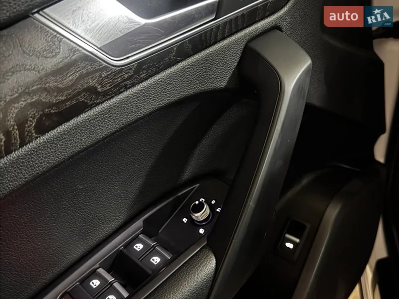 Audi Q5 2018 VIN WA1BNAFYXJ2210036 фото оголошення 49 з 93