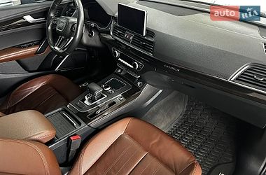 Внедорожник / Кроссовер Audi Q5 2019 в Киеве
