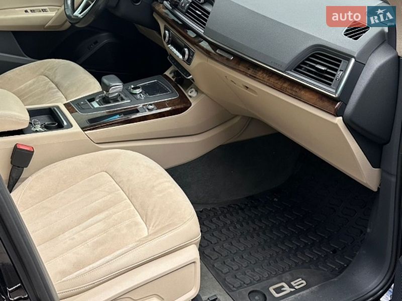 Позашляховик / Кросовер Audi Q5 2018 в Харкові