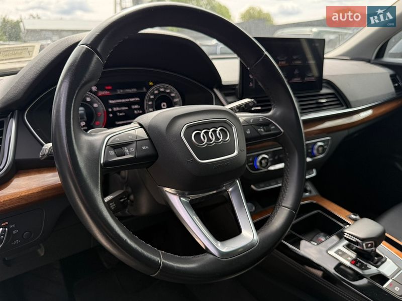 Позашляховик / Кросовер Audi Q5 2022 в Львові