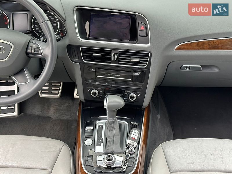 Внедорожник / Кроссовер Audi Q5 2015 в Стрые