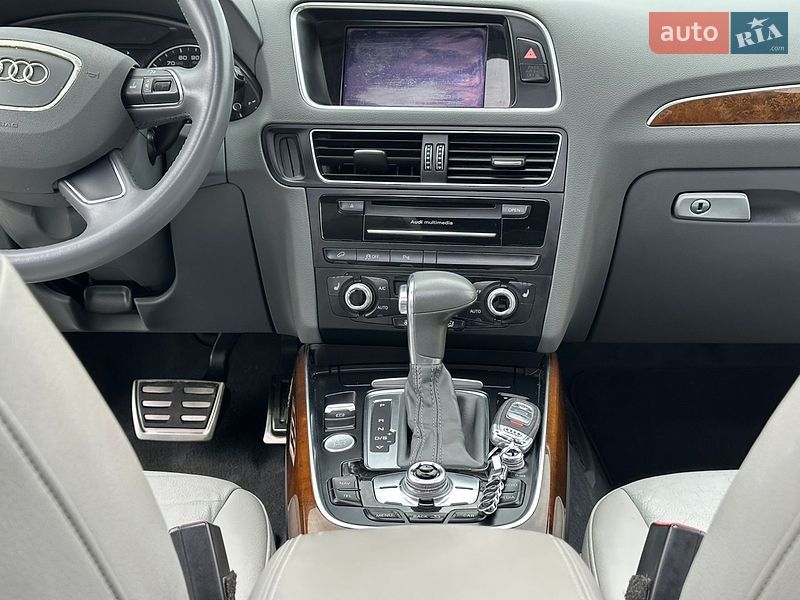Внедорожник / Кроссовер Audi Q5 2015 в Стрые