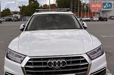 Позашляховик / Кросовер Audi Q5 2017 в Харкові