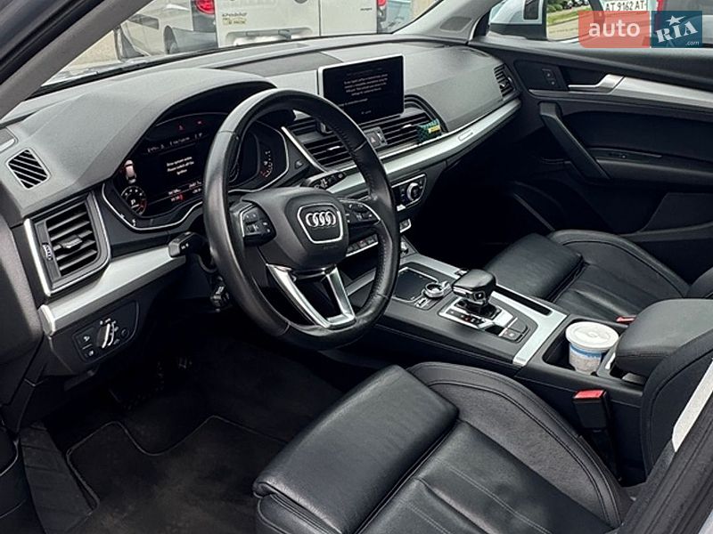 Позашляховик / Кросовер Audi Q5 2017 в Львові фото 14 Позашляховик / Кросовер Audi Q5 2017 в Львові