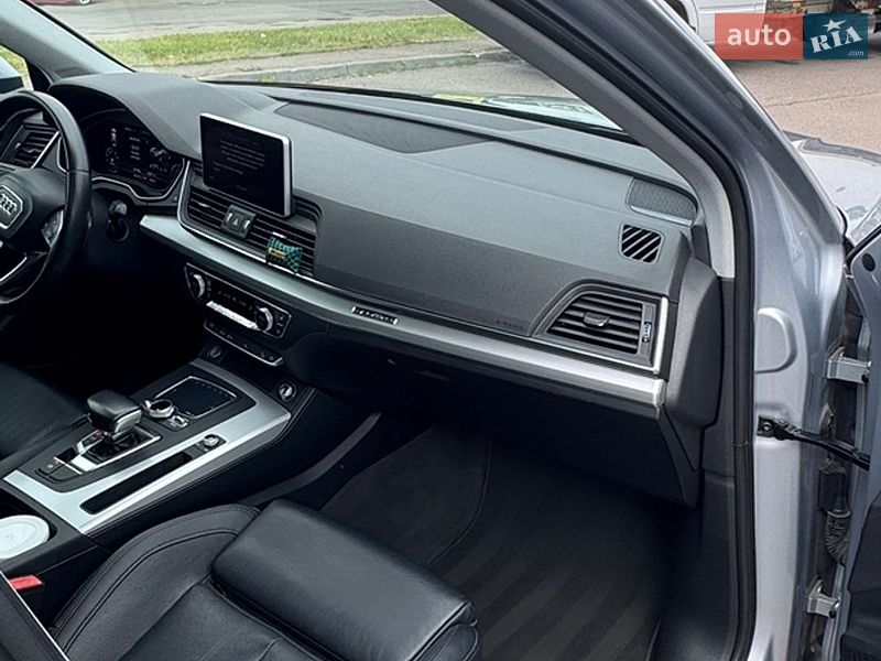 Позашляховик / Кросовер Audi Q5 2017 в Львові фото 16 Позашляховик / Кросовер Audi Q5 2017 в Львові