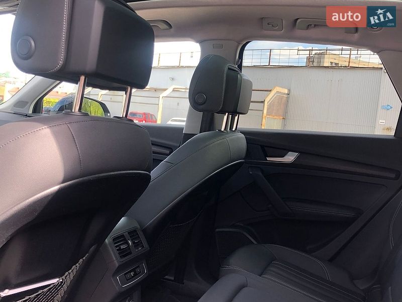 Внедорожник / Кроссовер Audi Q5 2023 в Львове