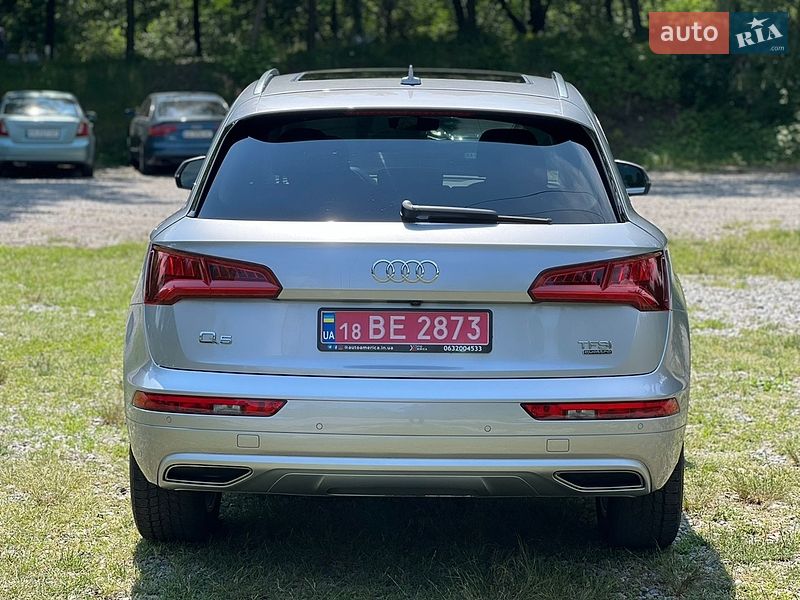 Внедорожник / Кроссовер Audi Q5 2017 в Киеве