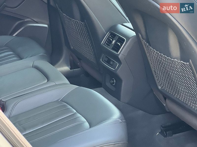 Внедорожник / Кроссовер Audi Q5 2017 в Киеве