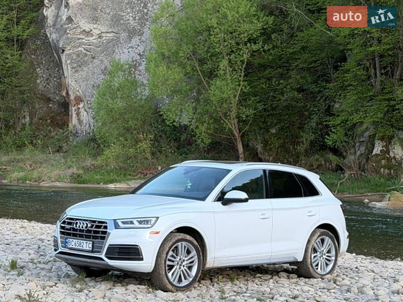 Позашляховик / Кросовер Audi Q5 2019 в Львові