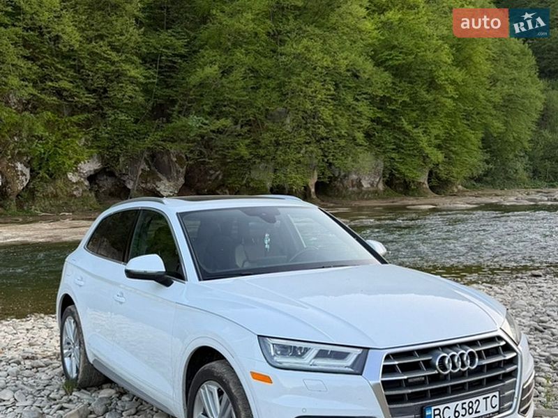 Позашляховик / Кросовер Audi Q5 2019 в Львові