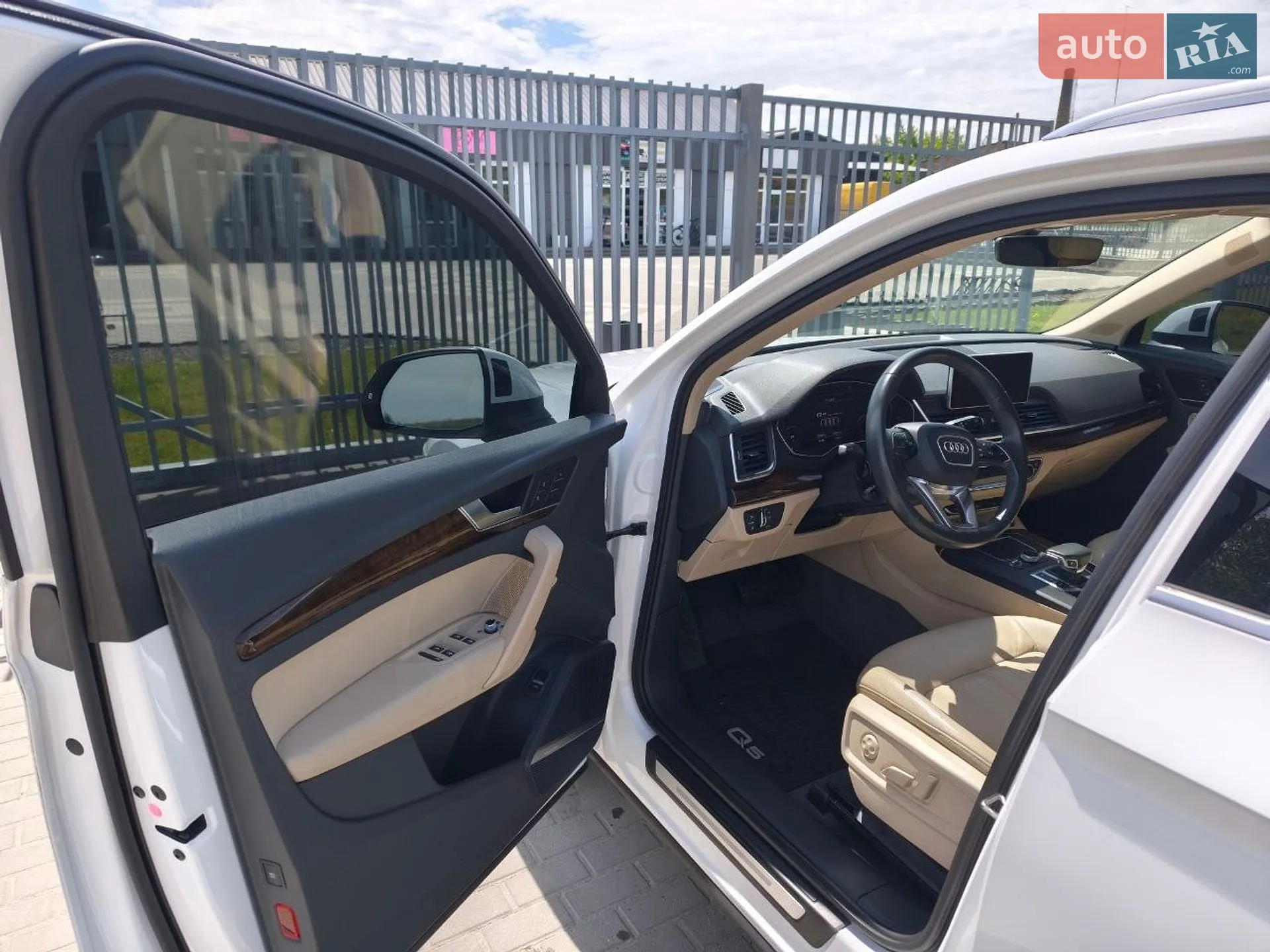 2017 Audi Q5 - мініатюра 28