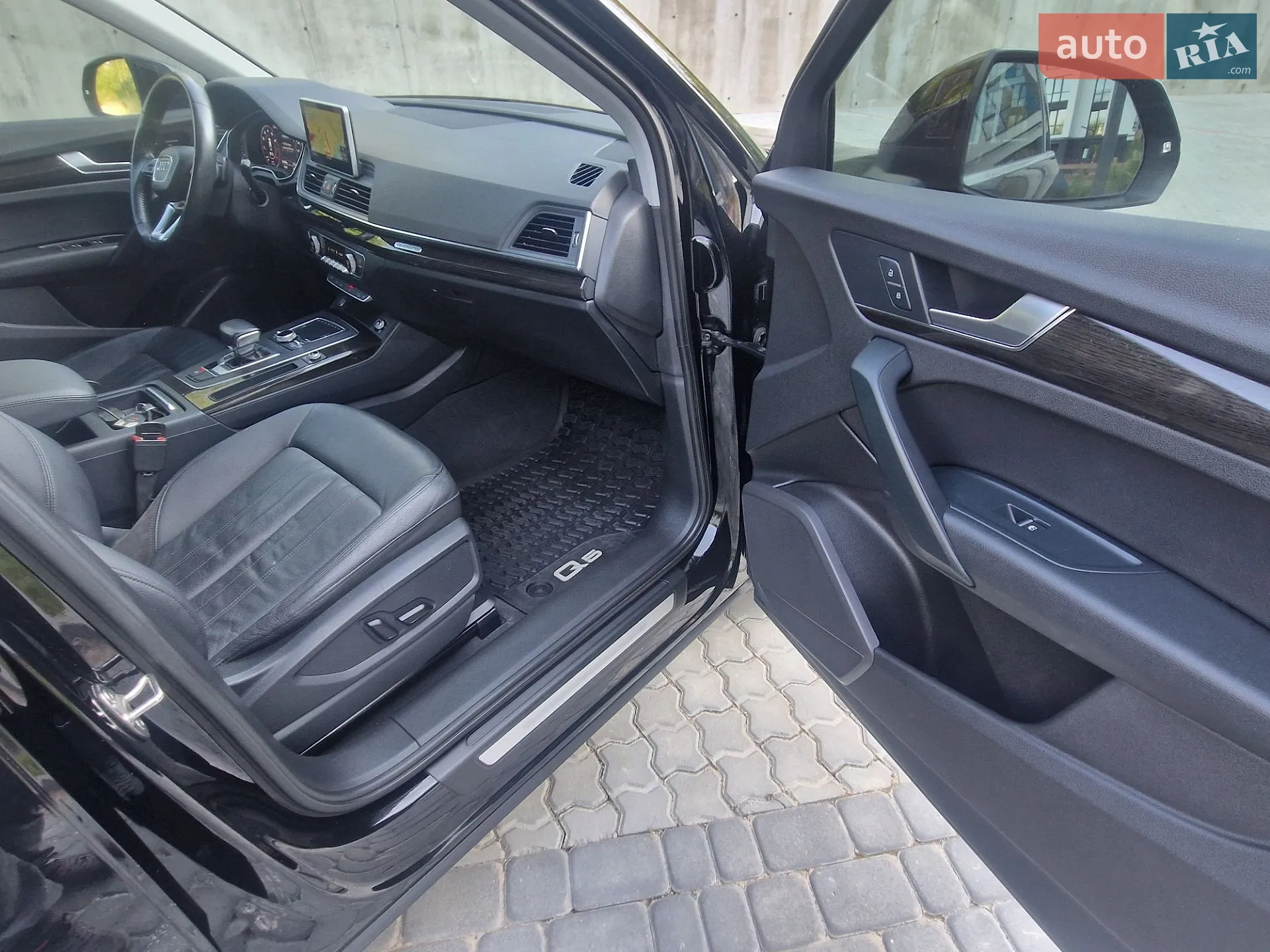 Audi Q5 2017 VIN WA1BNAFY0J2071714 фото оголошення 39 з 57
