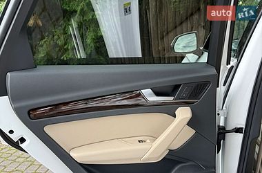 Позашляховик / Кросовер Audi Q5 2019 в Луцьку