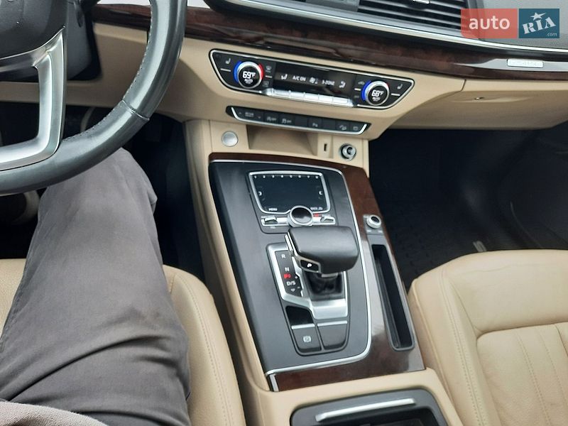 Внедорожник / Кроссовер Audi Q5 2018 в Тернополе фото 42 Внедорожник / Кроссовер Audi Q5 2018 в Тернополе