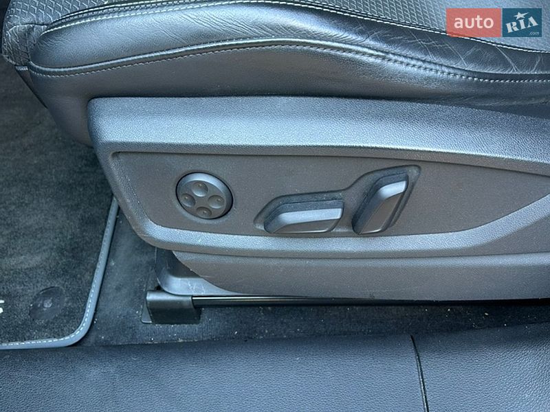 Позашляховик / Кросовер Audi Q5 2021 в Львові