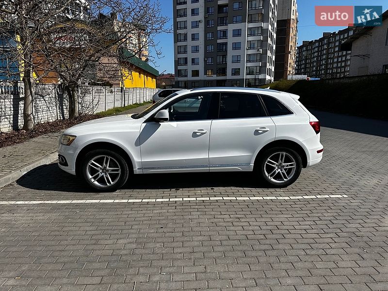 Внедорожник / Кроссовер Audi Q5 2013 в Луцке