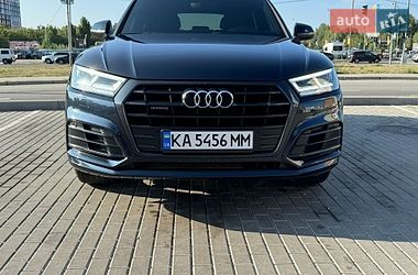 Внедорожник / Кроссовер Audi Q5 2020 в Киеве