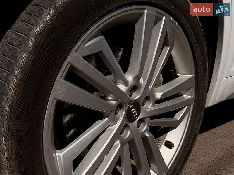 Позашляховик / Кросовер Audi Q5 2018 в Львові фото 6 Позашляховик / Кросовер Audi Q5 2018 в Львові