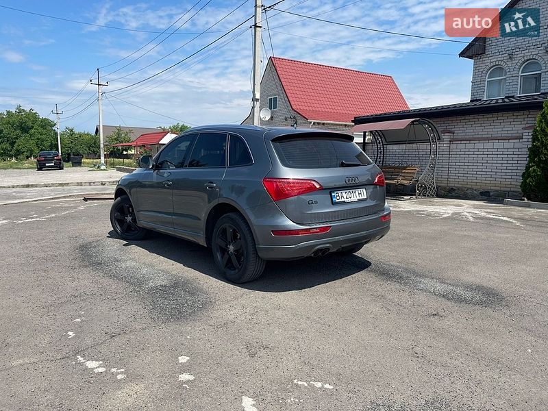 Внедорожник / Кроссовер Audi Q5 2011 в Новоархангельске